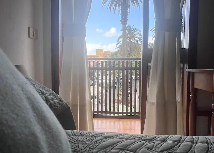 Frente A La Plaza Del Charco - Mar Y Vida Desde Tus 2 Balcones * بويرتو ذي لا كروز